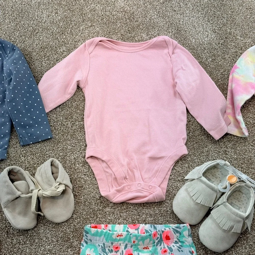 Baby Girl Clothes Lot Old Navy Carters Cat & Jack 6-12M Bodysuits Leggings Shoes